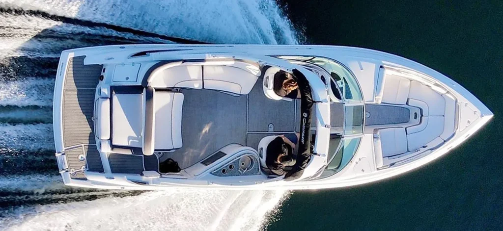bateau crownline