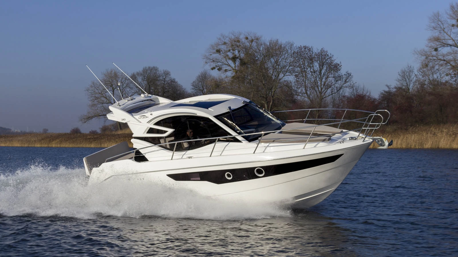 yacht galeon